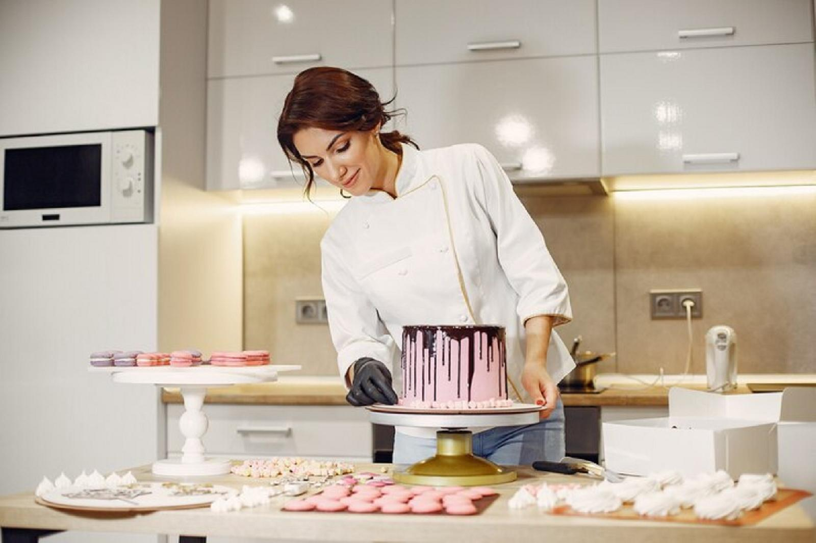 Ouvrir une entreprise de gâteaux : le guide pour devenir pâtissier à domicile